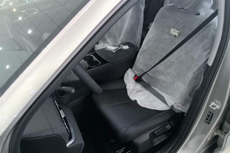 Used Geely Galaxy Stellar 6 2026 Model 125km Long-range Edition Left Front Seat