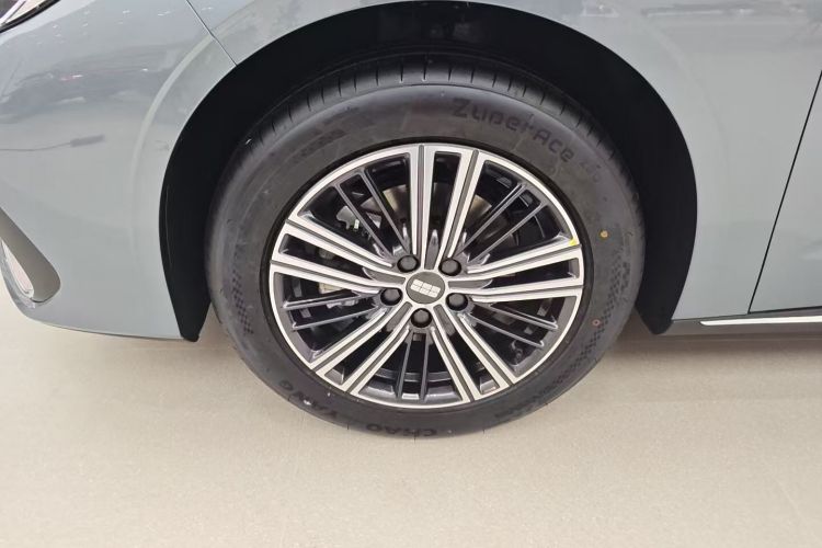 Used Geely Galaxy Stellar 6 2026 Model 125km Exploration+ Edition Left Front Wheel Hub