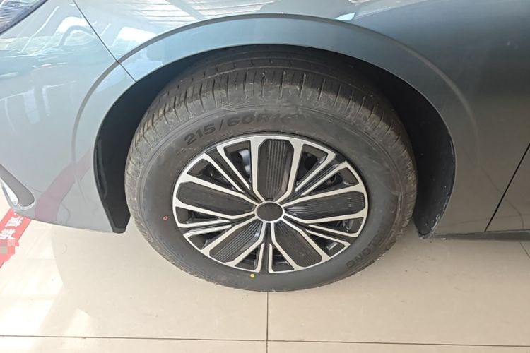 Used Geely Galaxy Stellar 6 2026 Model 125km Free-Style Edition Left Front Wheel Hub