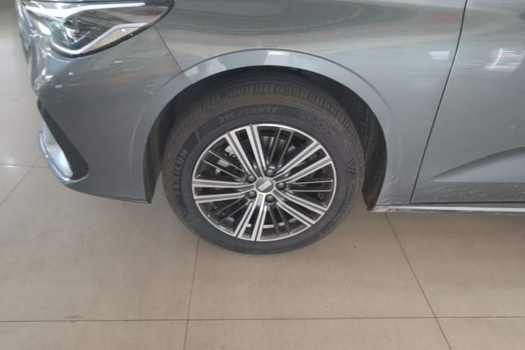 Used Geely Galaxy Stellar 6 2026 Model 125km Exploration+ Edition Left Front Wheel Hub