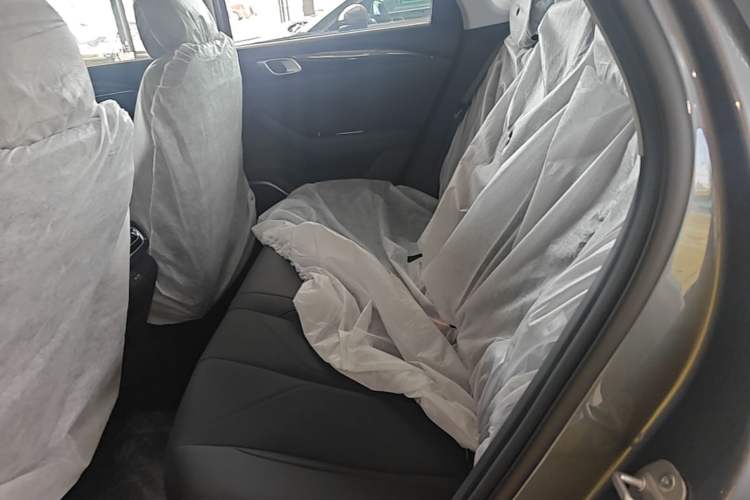 Used Geely Galaxy Stellar 6 2026 Model 125km Long-range Edition Left Rear Seat