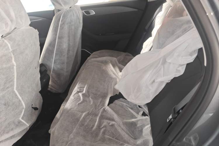 Used Geely Galaxy Stellar 6 2026 Model 60km Free-Style Edition Left Rear Seat