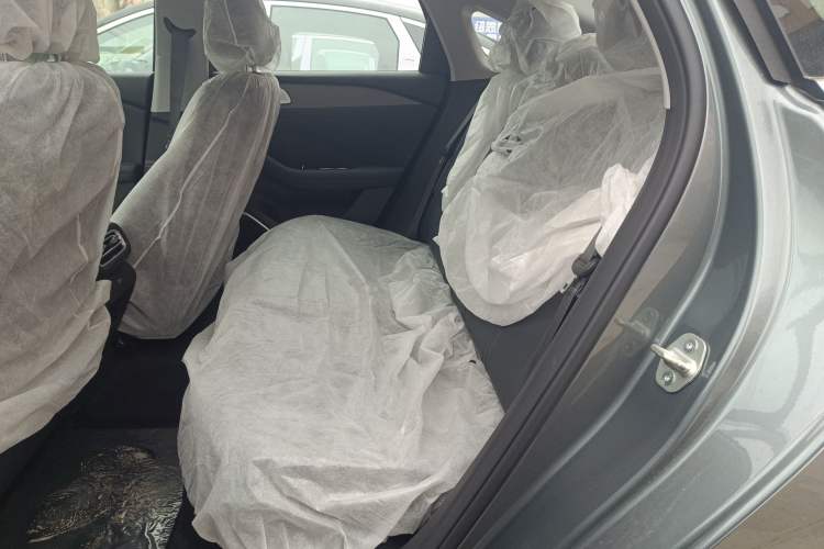 Used Geely Galaxy Stellar 6 2026 Model 60km Sailing Edition Left Rear Seat