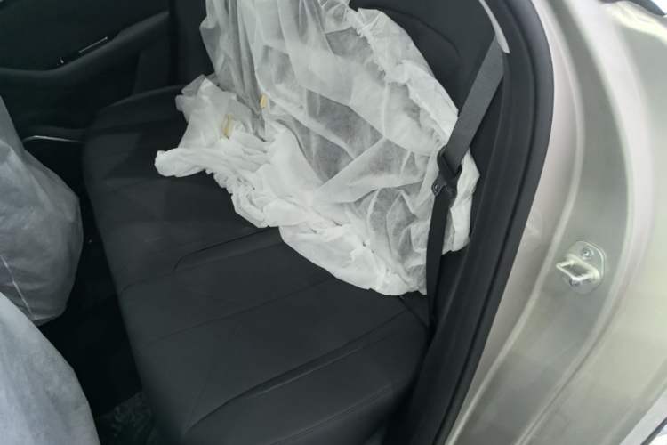 Used Geely Galaxy Stellar 6 2026 Model 125km Long-range Edition Left Rear Seat