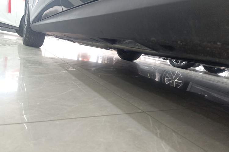 Used Geely Galaxy Stellar 6 2026 Model 60km Sailing Edition Left Side Sill