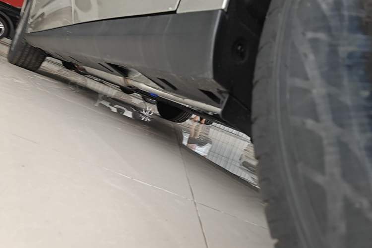 Used Geely Galaxy Stellar 6 2026 Model 125km Free-Style Edition Left Side Sill