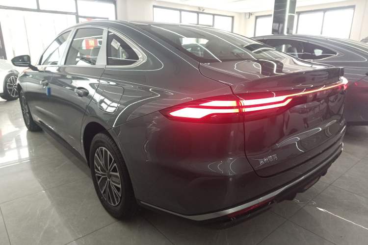 Used Geely Galaxy Stellar 6 2026 Model 60km Sailing Edition Rear Left 45 Deg