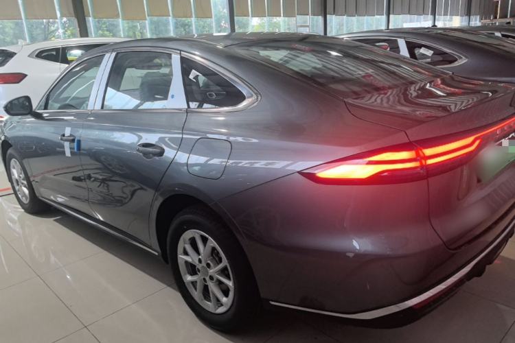 Used Geely Galaxy Stellar 6 2026 Model 125km Long-range Edition Rear Left 45 Deg