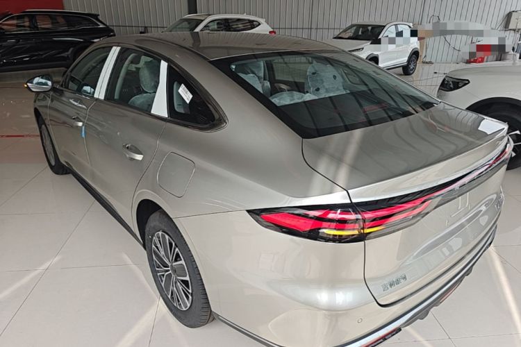 Used Geely Galaxy Stellar 6 2026 Model 125km Free-Style Edition Rear Left 45 Deg