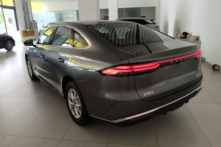 Used Geely Galaxy Stellar 6 2026 Model 125km Long-range Edition Rear Left 45 Deg