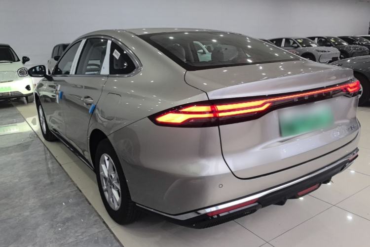 Used Geely Galaxy Stellar 6 2026 Model 125km Long-range Edition Rear Left 45 Deg