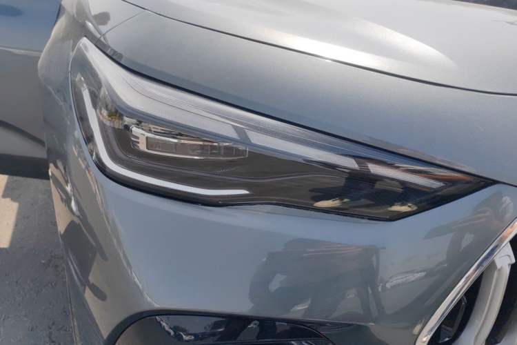 Used Geely Galaxy Stellar 6 2026 Model 60km Free-Style Edition Right Front Headlight