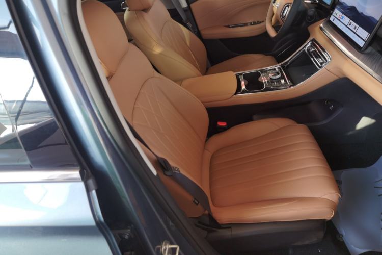 Used Geely Galaxy Stellar 6 2026 Model 125km Exploration+ Edition Right Front Seat