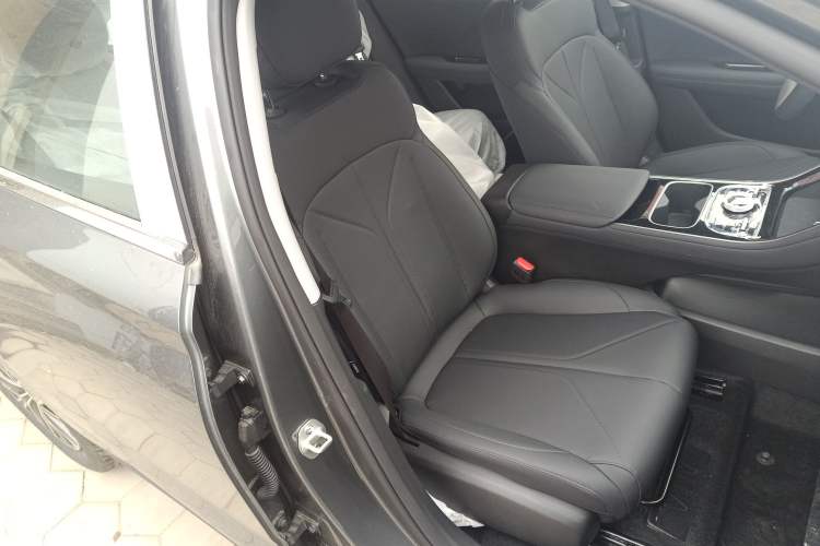 Used Geely Galaxy Stellar 6 2026 Model 60km Sailing Edition Right Front Seat