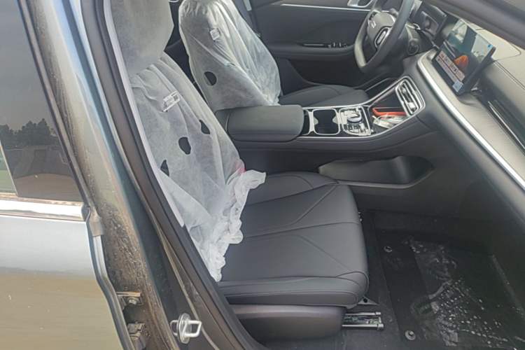 Used Geely Galaxy Stellar 6 2026 Model 125km Free-Style Edition Right Front Seat