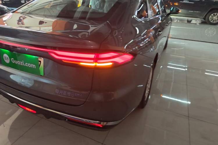 Used Geely Galaxy Stellar 6 2026 Model 125km Long-range Edition Right Rear Taillight