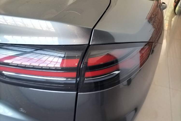 Used Geely Galaxy Stellar 6 2026 Model 125km Free-Style Edition Right Rear Taillight