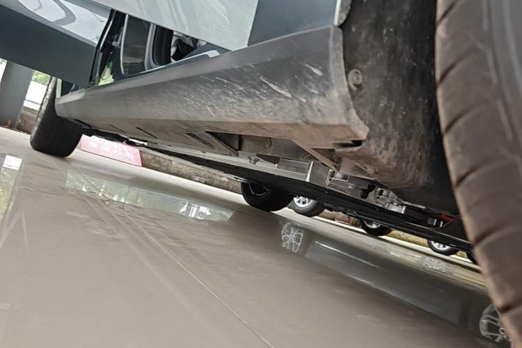 Used Geely Galaxy Stellar 6 2026 Model 125km Free-Style Edition Right Side Sill