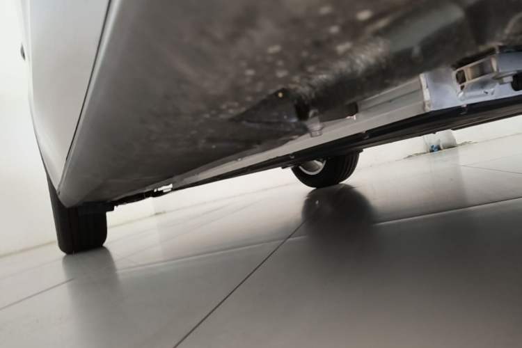 Used Geely Galaxy Stellar 6 2026 Model 125km Long-range Edition Right Side Sill