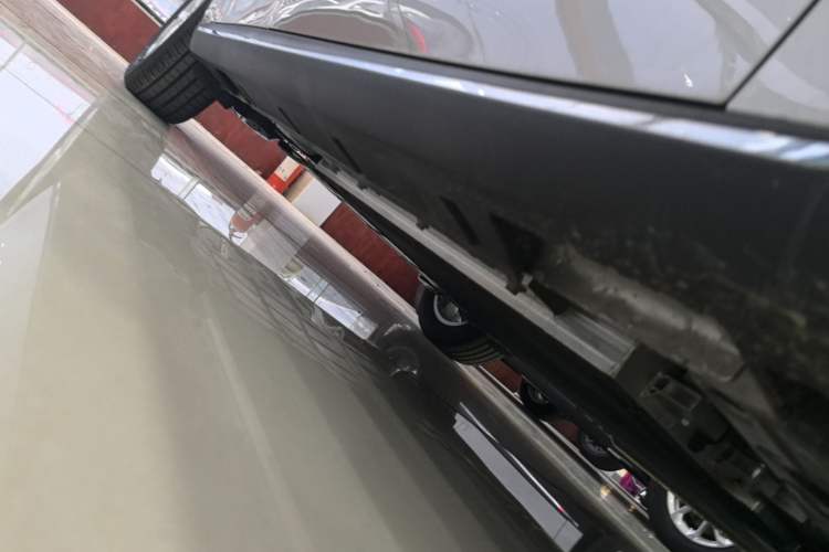 Used Geely Galaxy Stellar 6 2026 Model 125km Long-range Edition Right Side Sill
