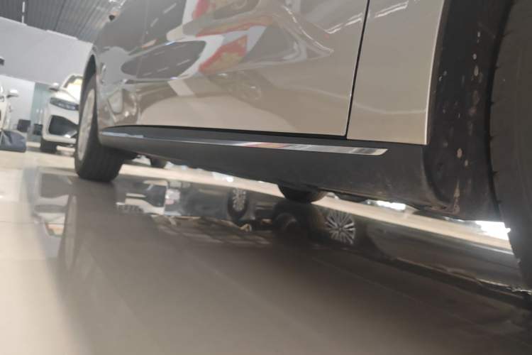 Used Geely Galaxy Stellar 6 2026 Model 125km Long-range Edition Right Side Sill
