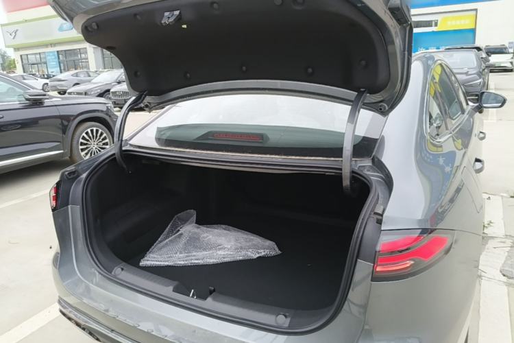 Used Geely Galaxy Stellar 6 2026 Model 125km Long-range Edition Trunk
