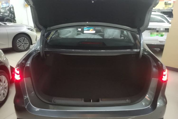 Used Geely Galaxy Stellar 6 2026 Model 125km Long-range Edition Trunk