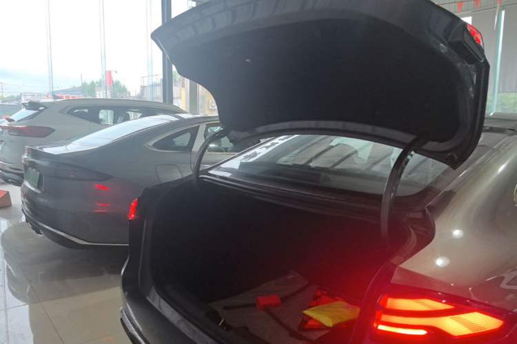 Used Geely Galaxy Stellar 6 2026 Model 125km Long-range Edition Trunk