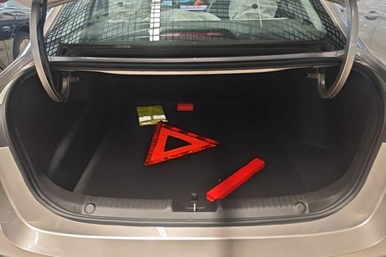 Used Geely Galaxy Stellar 6 2026 Model 125km Long-range Edition Trunk