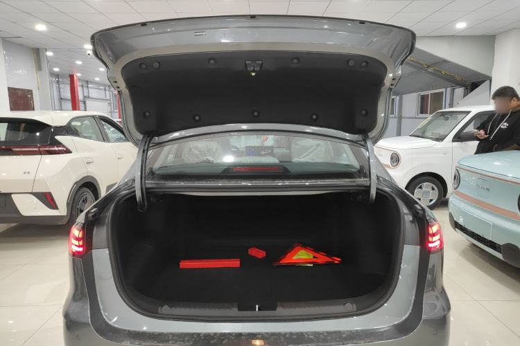 Used Geely Galaxy Stellar 6 2026 Model 60km Sailing Edition Trunk
