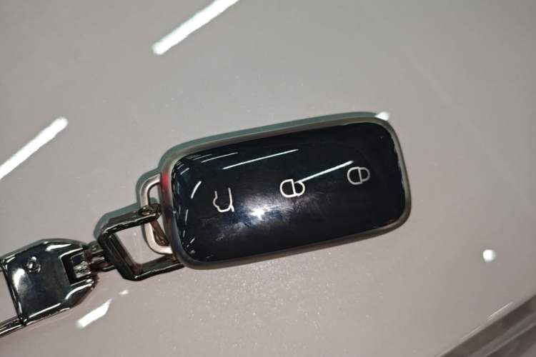 Used Geely Galaxy Stellar 6 2026 Model 125km Exploration+ Edition Vehicle Key