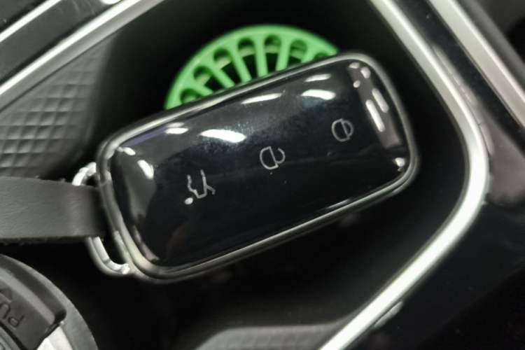 Used Geely Galaxy Stellar 6 2026 Model 60km Free-Style Edition Vehicle Key