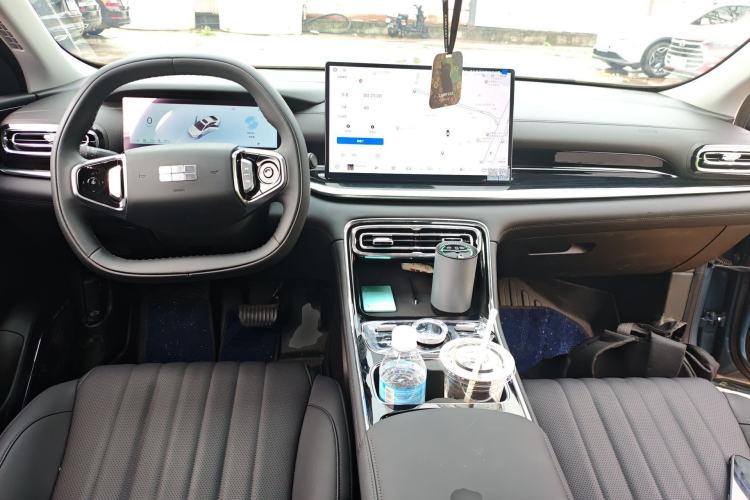 Used Geely Galaxy Stellar 6 2026 Model 60km Exploration Edition Center Console