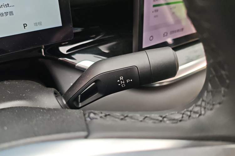Used Geely Galaxy Stellar 6 2026 Model 60km Exploration Edition Gear Lever
