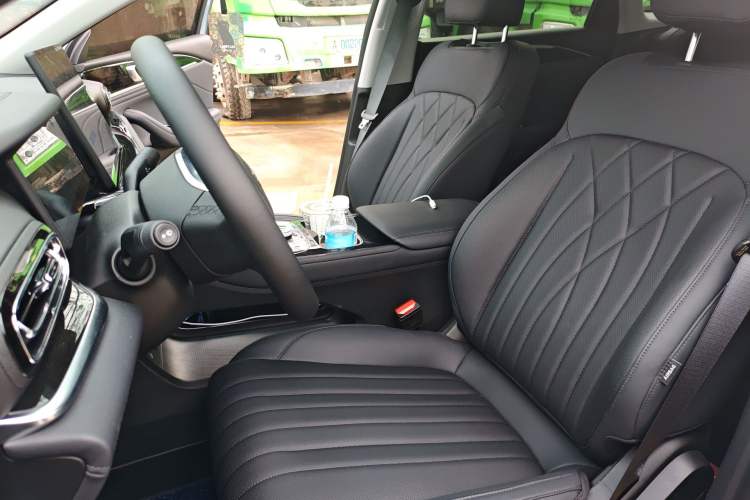 Used Geely Galaxy Stellar 6 2026 Model 60km Exploration Edition Left Front Seat