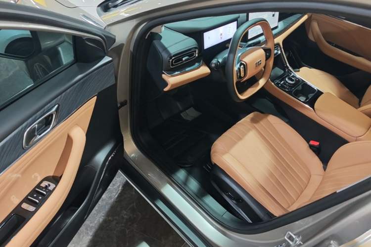 Used Geely Galaxy Stellar 6 2026 Model 125km Starship Edition Driver Seat