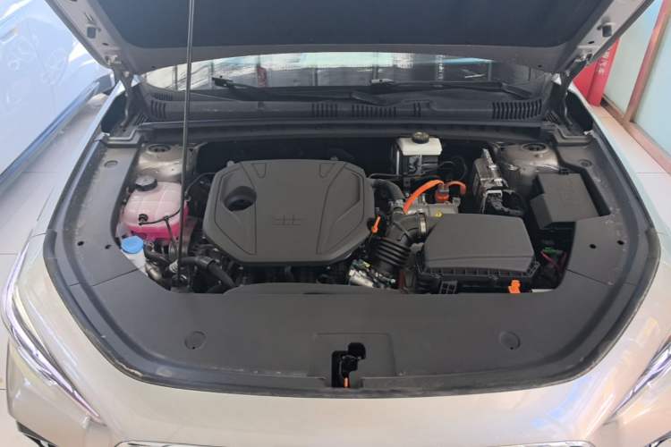 Used Geely Galaxy Stellar 6 2026 Model 125km Long-range Edition Engine Bay