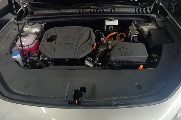 Used Geely Galaxy Stellar 6 2026 Model 125km Free-Style Edition Engine Bay