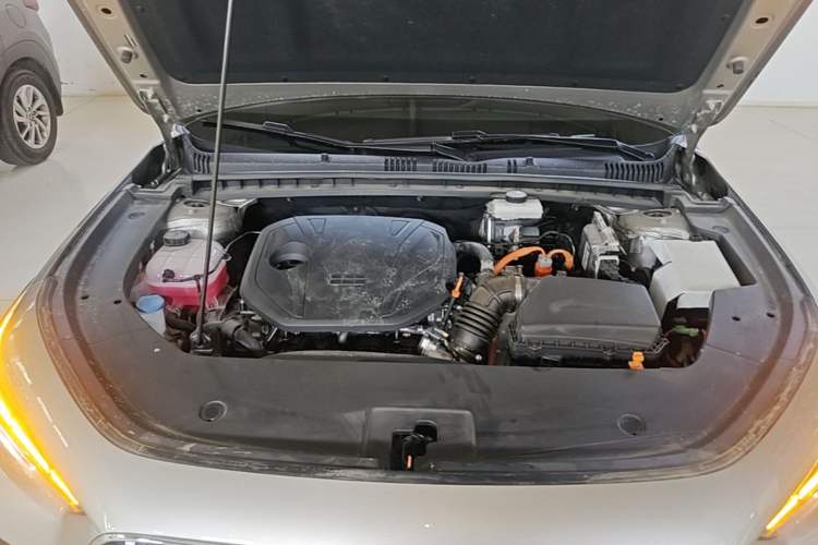 Used Geely Galaxy Stellar 6 2026 Model 60km Free-Style Edition Engine Bay