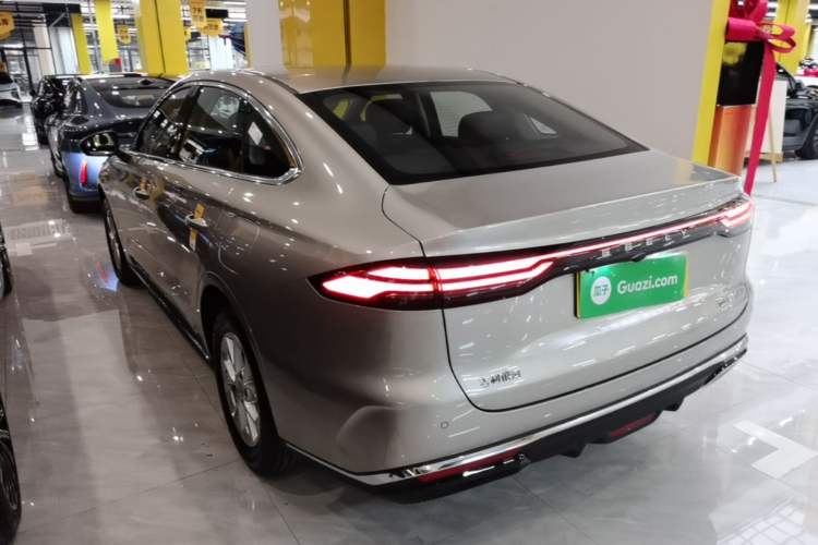 Used Geely Galaxy Stellar 6 2026 Model 60km Exploration Edition Exterior 2