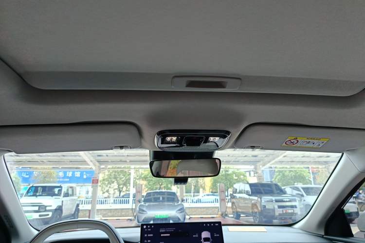 Used Geely Galaxy Stellar 6 2026 Model 125km Free-Style Edition Headliner