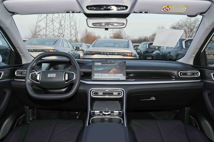 Used Geely Galaxy Stellar 6 2026 Model 60km Free-Style Edition Interior 2