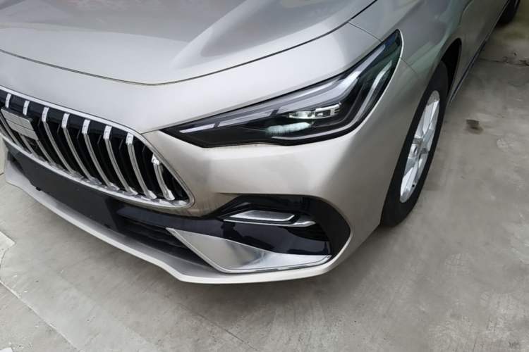 Used Geely Galaxy Stellar 6 2026 Model 125km Long-range Edition Left Front Headlight