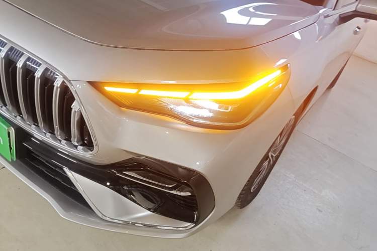 Used Geely Galaxy Stellar 6 2026 Model 60km Free-Style Edition Left Front Headlight