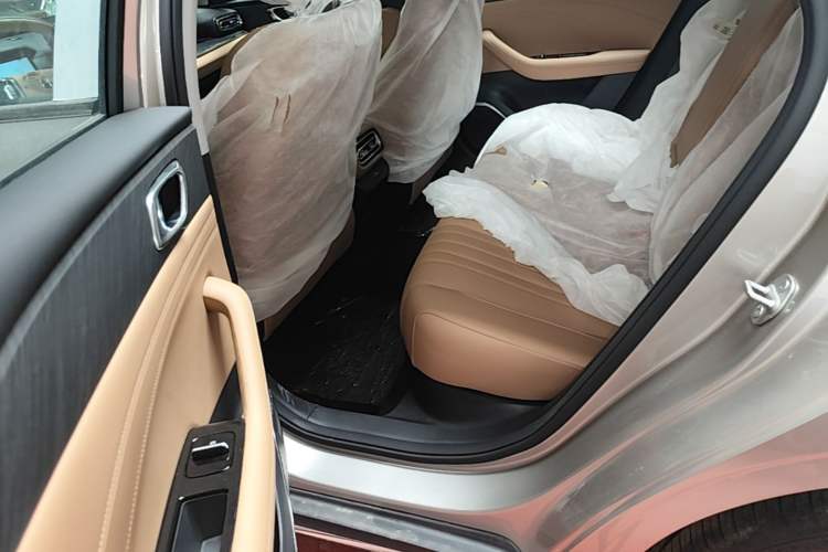Used Geely Galaxy Stellar 6 2026 Model 125km Exploration+ Edition Left Rear Seat