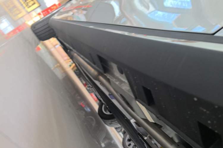 Used Geely Galaxy Stellar 6 2026 Model 125km Long-range Edition Left Side Sill