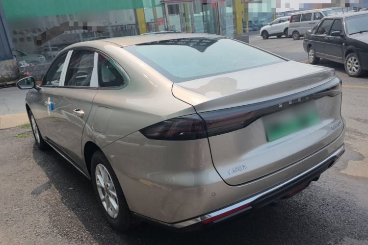Used Geely Galaxy Stellar 6 2026 Model 125km Long-range Edition Rear Left 45 Deg