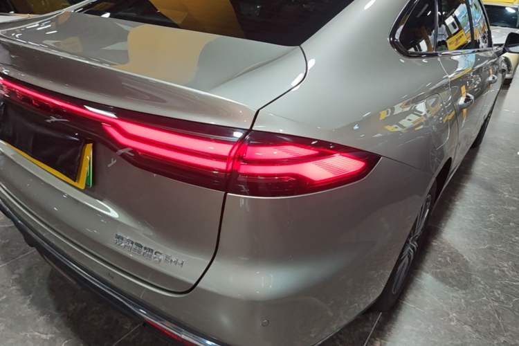 Used Geely Galaxy Stellar 6 2026 Model 125km Starship Edition Right Rear Taillight