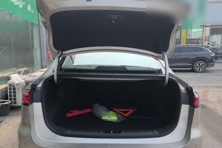 Used Geely Galaxy Stellar 6 2026 Model 125km Long-range Edition Trunk