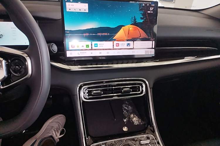 Used Geely Galaxy Stellar 6 2026 Model 125km Long-range Edition Audio And AC Panel